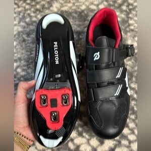 Like new peloton shoes!